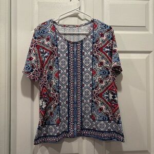 Allison Daley Red, White, and Blue Patterned Short Sleeve T-Shirt - Size Large